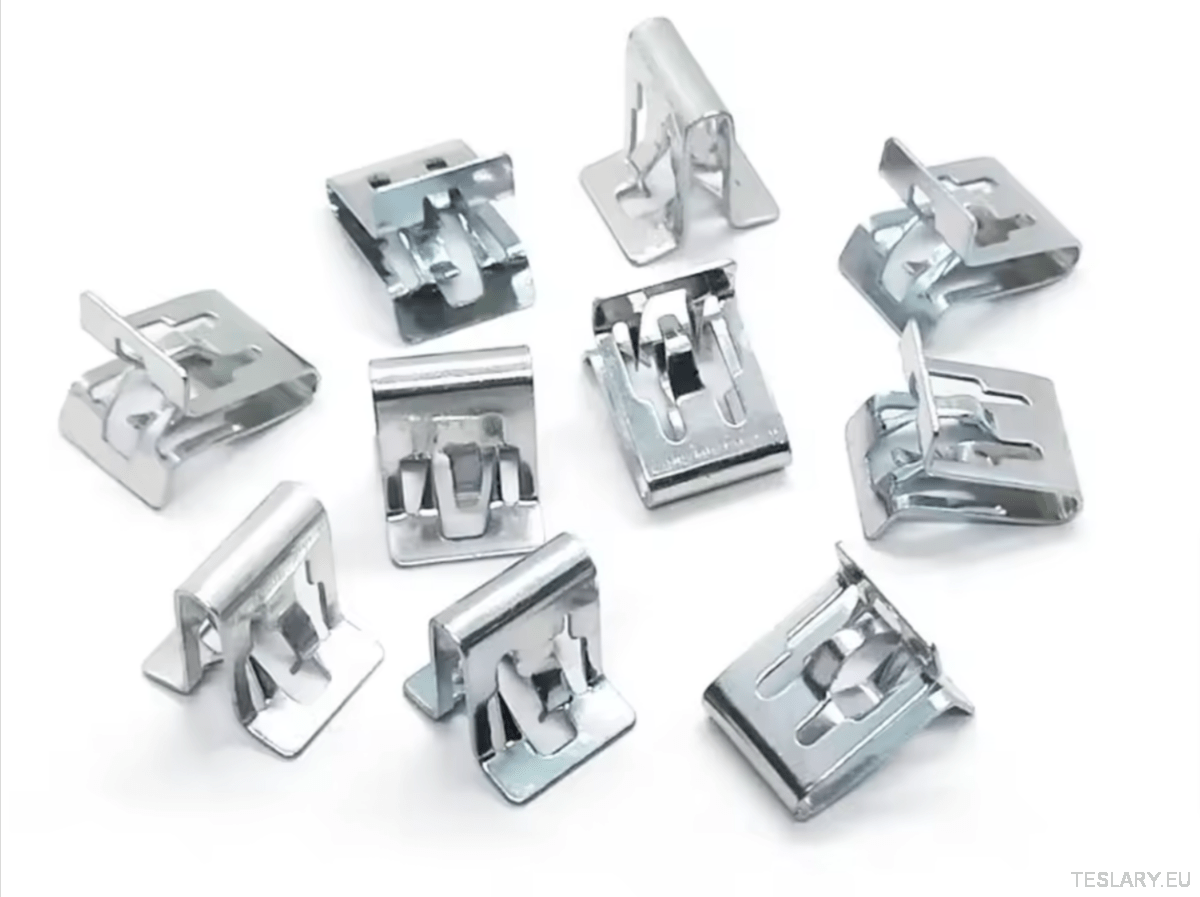 Tesla Model 3 / Y Centre Console & Dash Metal Trim Clips ( 15 Pieces ) - TESLARY Tesla Shop Accessories Europe Nederlands Ireland Deutschland Espana Alicante France Italia