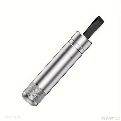 Emergency Escape Tool - Break Glass Allowing Quick Escape - TESLARY Tesla Shop Accessories Europe Nederlands Ireland Deutschland Espana Alicante France Italia